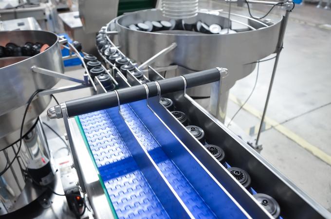 সিই সার্টিফাইড ভার্টিকাল কার্টনিং মেশিন টর্ক ওভারলোড সুরক্ষা 400mm সনাক্তকরণ উচ্চতা 1